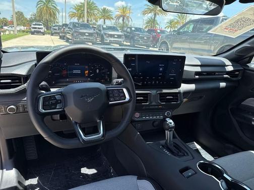 2025 Ford Mustang EcoBoost