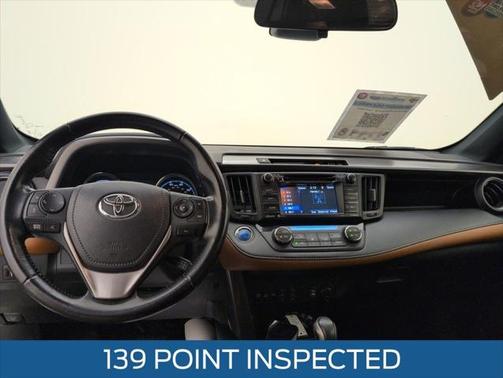 2017 Toyota RAV4 Hybrid SE