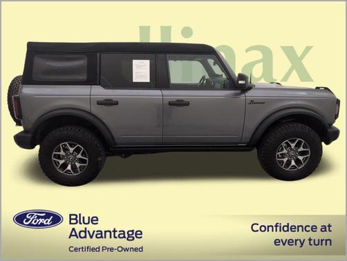 2023 Ford Bronco Badlands