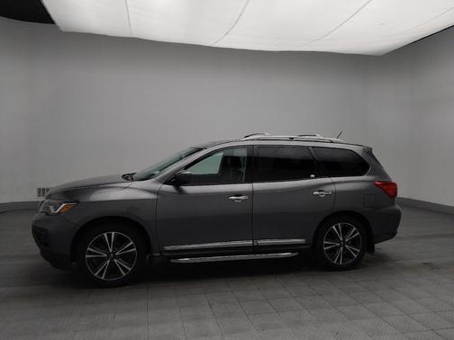 2018 Nissan Pathfinder Platinum