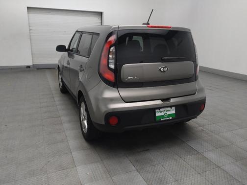 Titanium Gray 2018 Kia Soul Base
