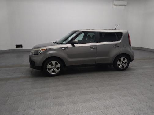 Titanium Gray 2018 Kia Soul Base