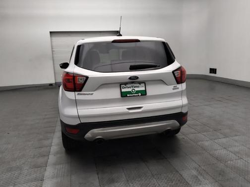 White 2019 Ford Escape SE