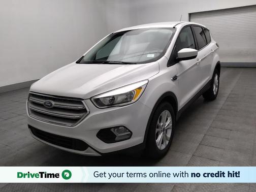 White 2019 Ford Escape SE