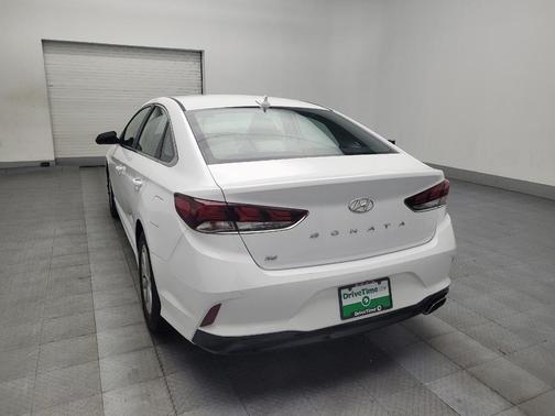 2018 Hyundai SONATA SE