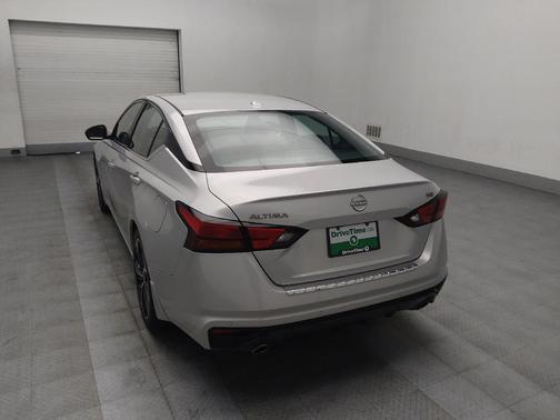 2023 Nissan Altima SR FWD