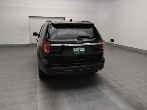 2017 Ford Explorer Base
