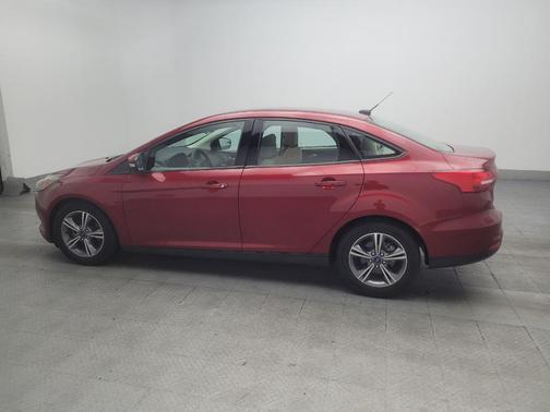 Red 2017 Ford Focus SE