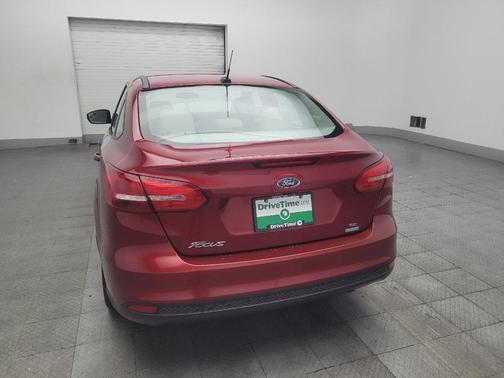 Red 2017 Ford Focus SE