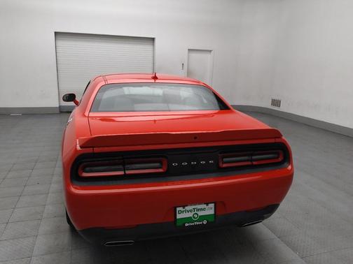 2015 Dodge Challenger SXT Plus