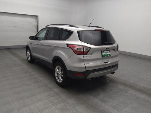 Ingot Silver Metallic 2018 Ford Escape SE