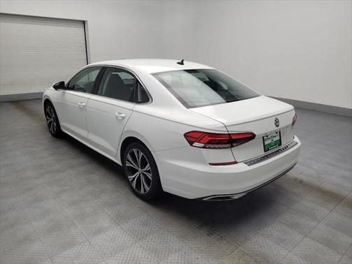 2021 Volkswagen Passat 2.0T SE