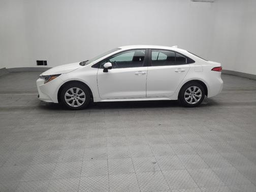 White 2022 Toyota Corolla LE
