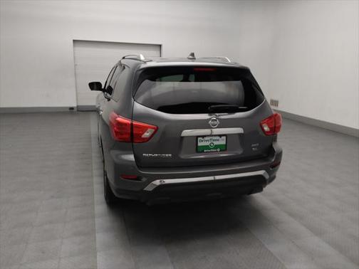 2020 Nissan Pathfinder SL 4WD