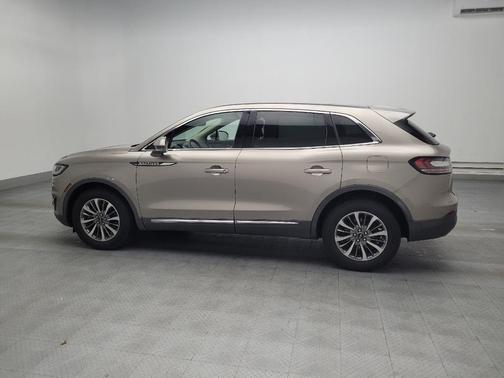 2019 Lincoln Nautilus Select