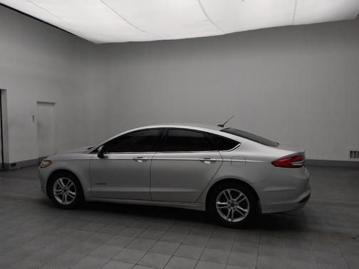 2018 Ford Fusion Hybrid SE