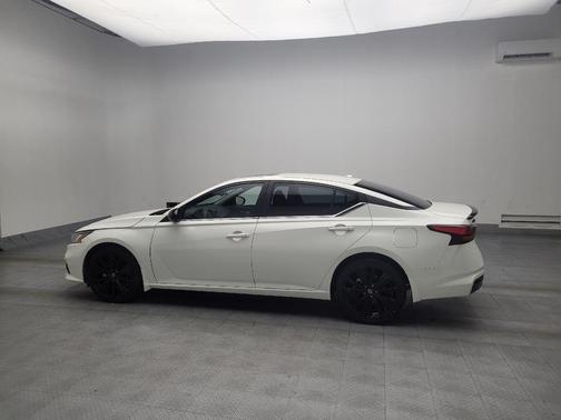 2022 Nissan Altima SR FWD
