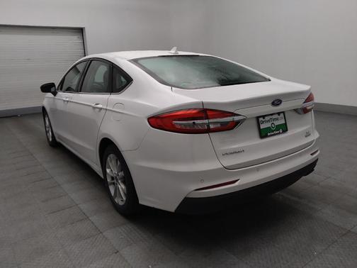 Oxford White 2020 Ford Fusion SE