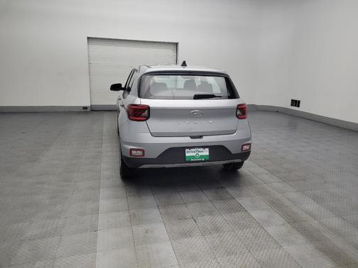2021 Hyundai VENUE SE