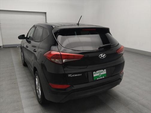 2018 Hyundai TUCSON SE
