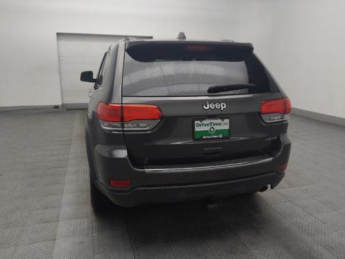 Granite Crystal Metallic Clearcoat 2017 Jeep Grand Cherokee Limited