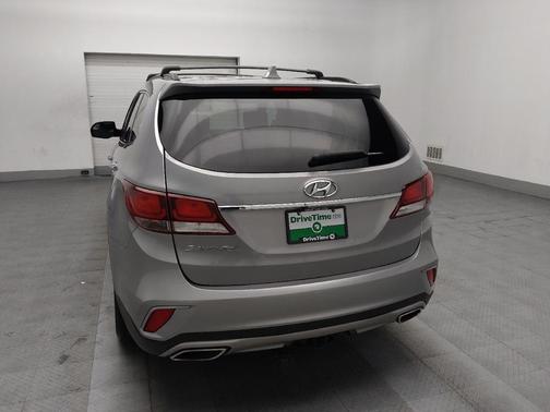 2018 Hyundai SANTA FE SE