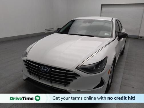 2022 Hyundai SONATA SE