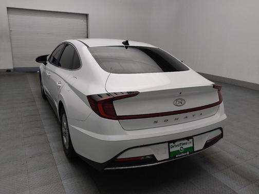 2022 Hyundai SONATA SE