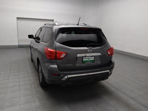 2018 Nissan Pathfinder S