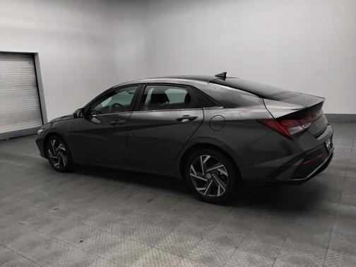 Gray 2024 Hyundai ELANTRA Limited