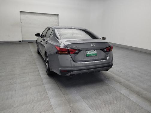 2022 Nissan Altima SR VC-Turbo FWD