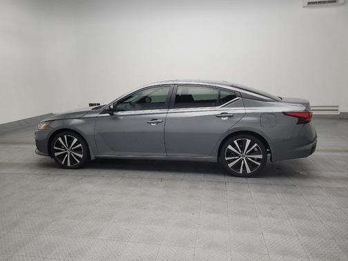 2022 Nissan Altima SR VC-Turbo FWD