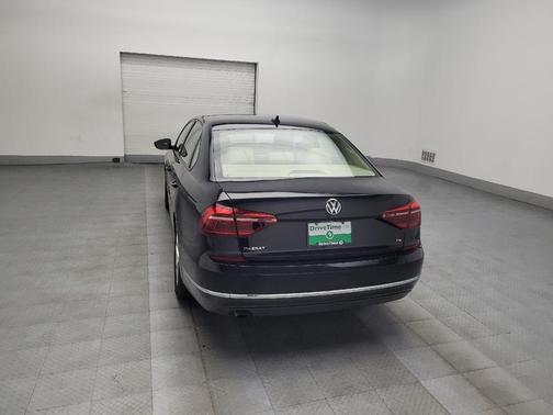 2019 Volkswagen Passat 2.0T Wolfsburg Edition