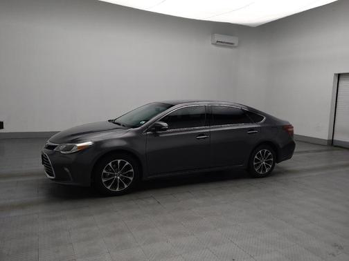 2018 Toyota Avalon XLE