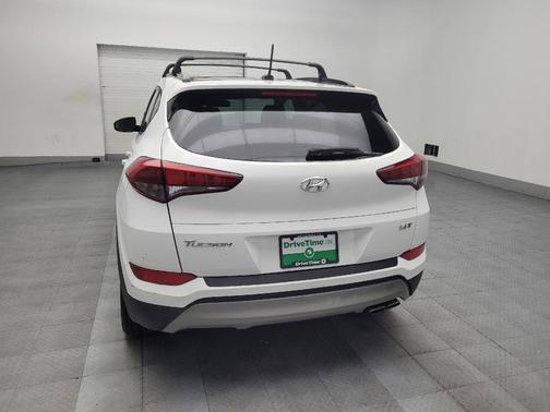 2017 Hyundai TUCSON Night