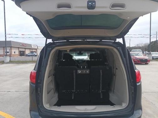 Gray 2020 Chrysler Pacifica Touring