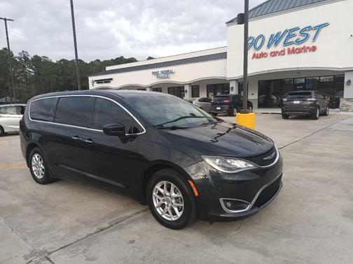Gray 2020 Chrysler Pacifica Touring