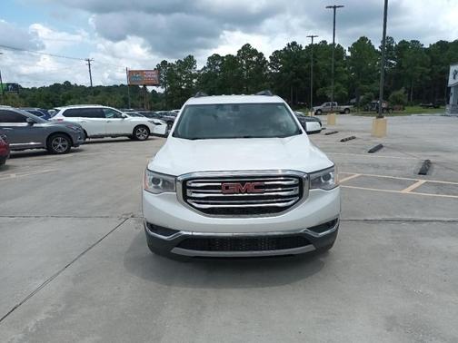 White 2018 GMC Acadia SLT-1