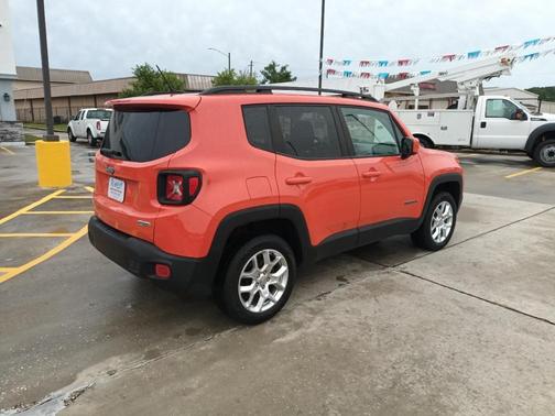 Orange 2017 Jeep Renegade Latitude
