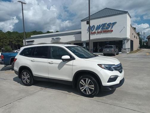 White 2017 Honda Pilot EX-L