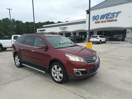 Red 2016 Chevrolet Traverse 1LT