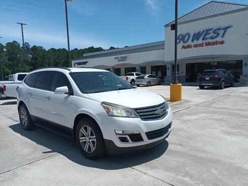 White 2016 Chevrolet Traverse 1LT