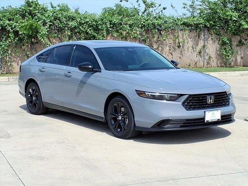 Urban Gray Pearl 2025 Honda Accord SE