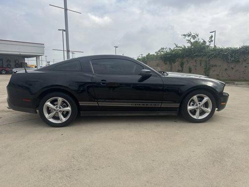 2010 Ford Mustang Base