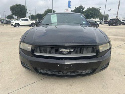 2010 Ford Mustang Base
