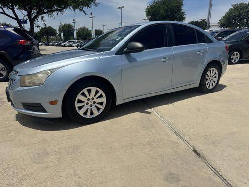 2011 Chevrolet Cruze LS