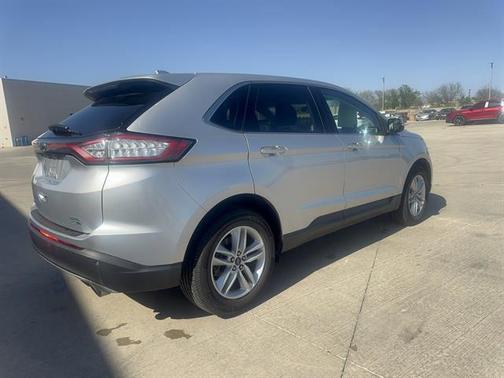 Ingot Silver Metallic 2018 Ford Edge SEL