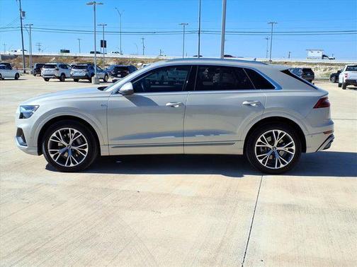 2023 Audi Q8 55 Prestige