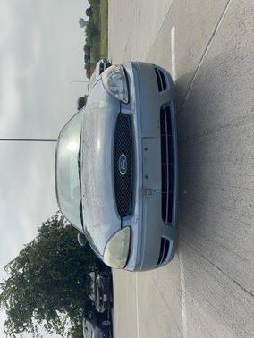 2005 Ford Taurus SE