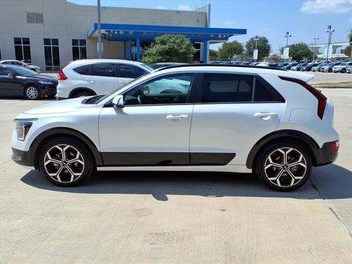 2023 Kia Niro Touring